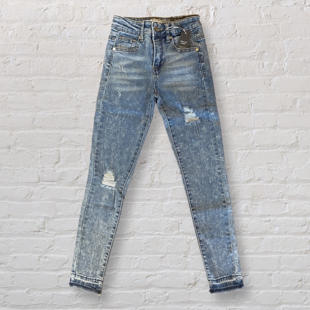 Tractr Girl High Rise Skinny w/destruction and Raw Hem Jeans Jeans