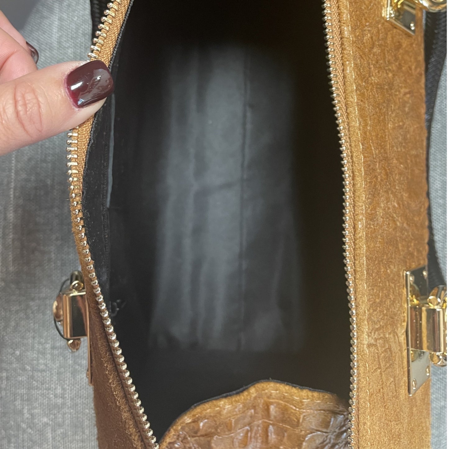 Italian Leather Boston Style Purse Purse