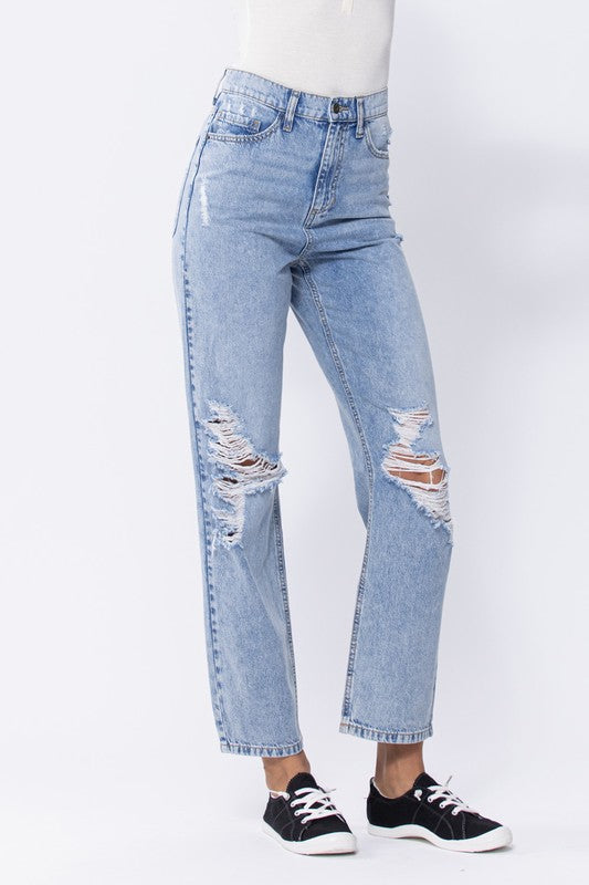 Super High Rise 90's Relaxed Distressed Jeans in Medium Wash