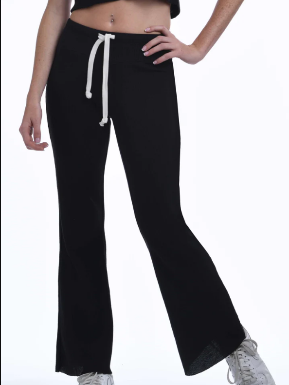 KatieJ NYC Juniors Black Kerry Flare Raw Edge Sweatpants Sweat Pant